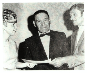 ’amustum ’u tthu pipus tthu Pat Charlie | Pat Charlie Receiving his Certificate